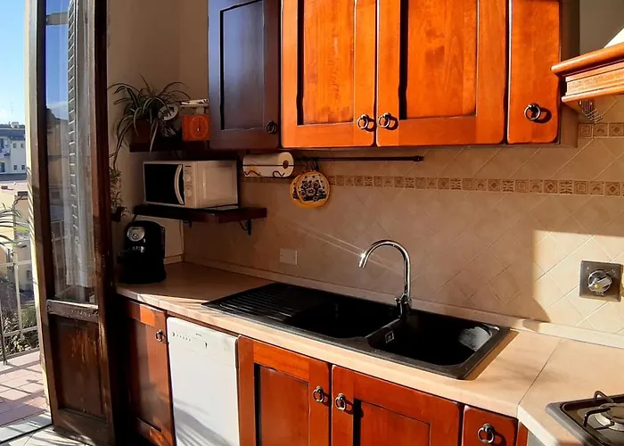 Florence Homestay *