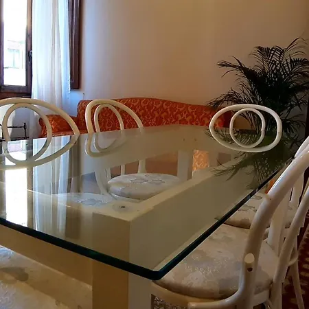 Florence Homestay Διαμέρισμα